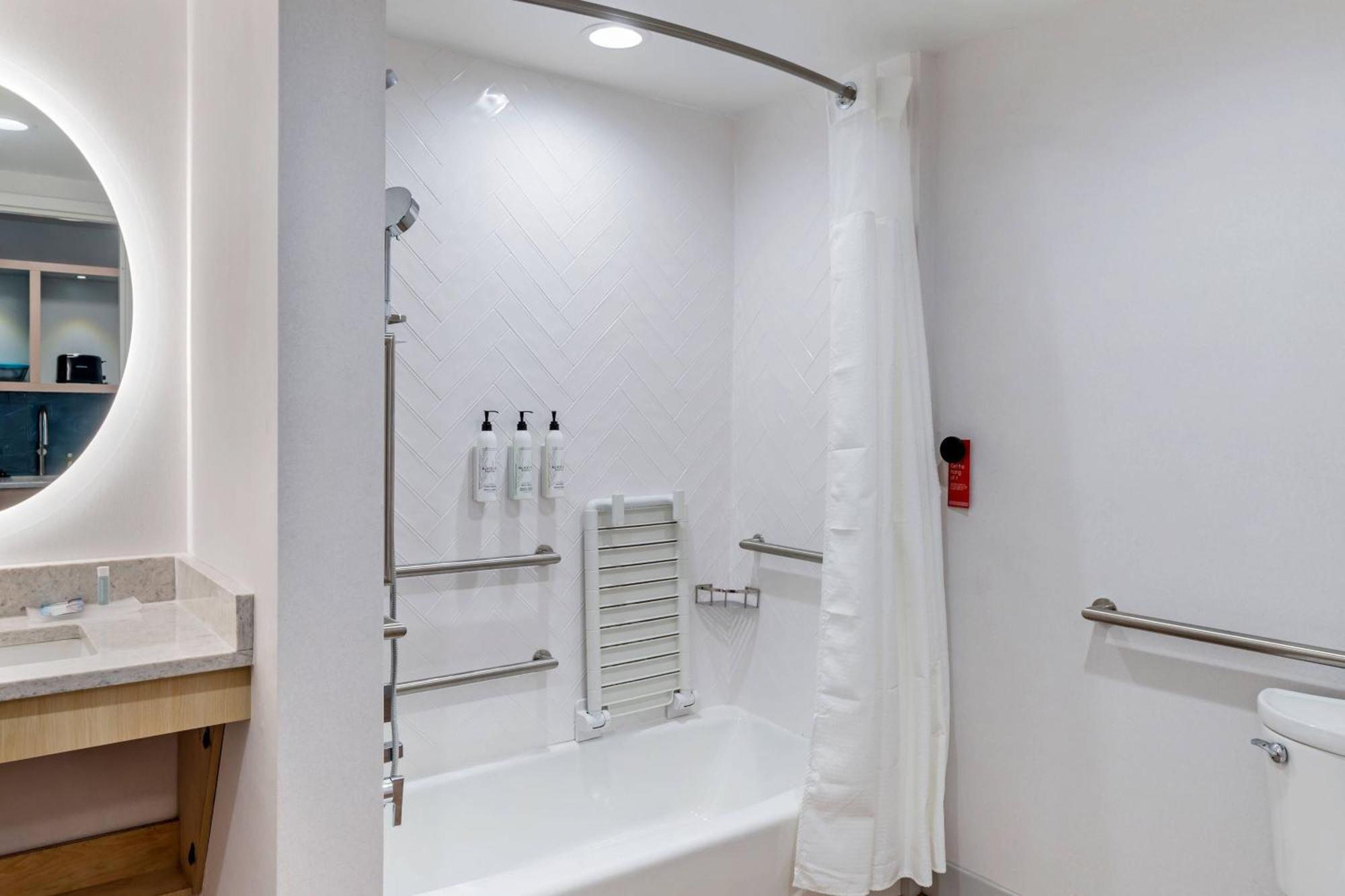 Towneplace Suites By Marriott Richmond Colonial Heights Bagian luar foto
